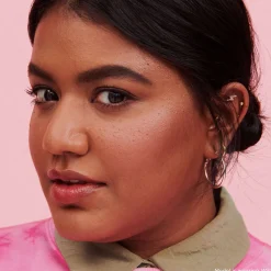 benefit WANDERful World Blush Mini Willa Soft Neutral-Rose Powder Blusher Mini 2.5g Outlet