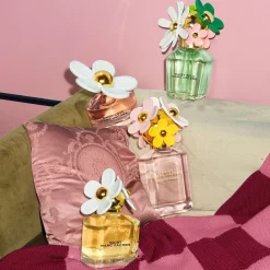 Marc Jacobs Daisy Eau de Toilette Spray 50ml Gift Set Outlet